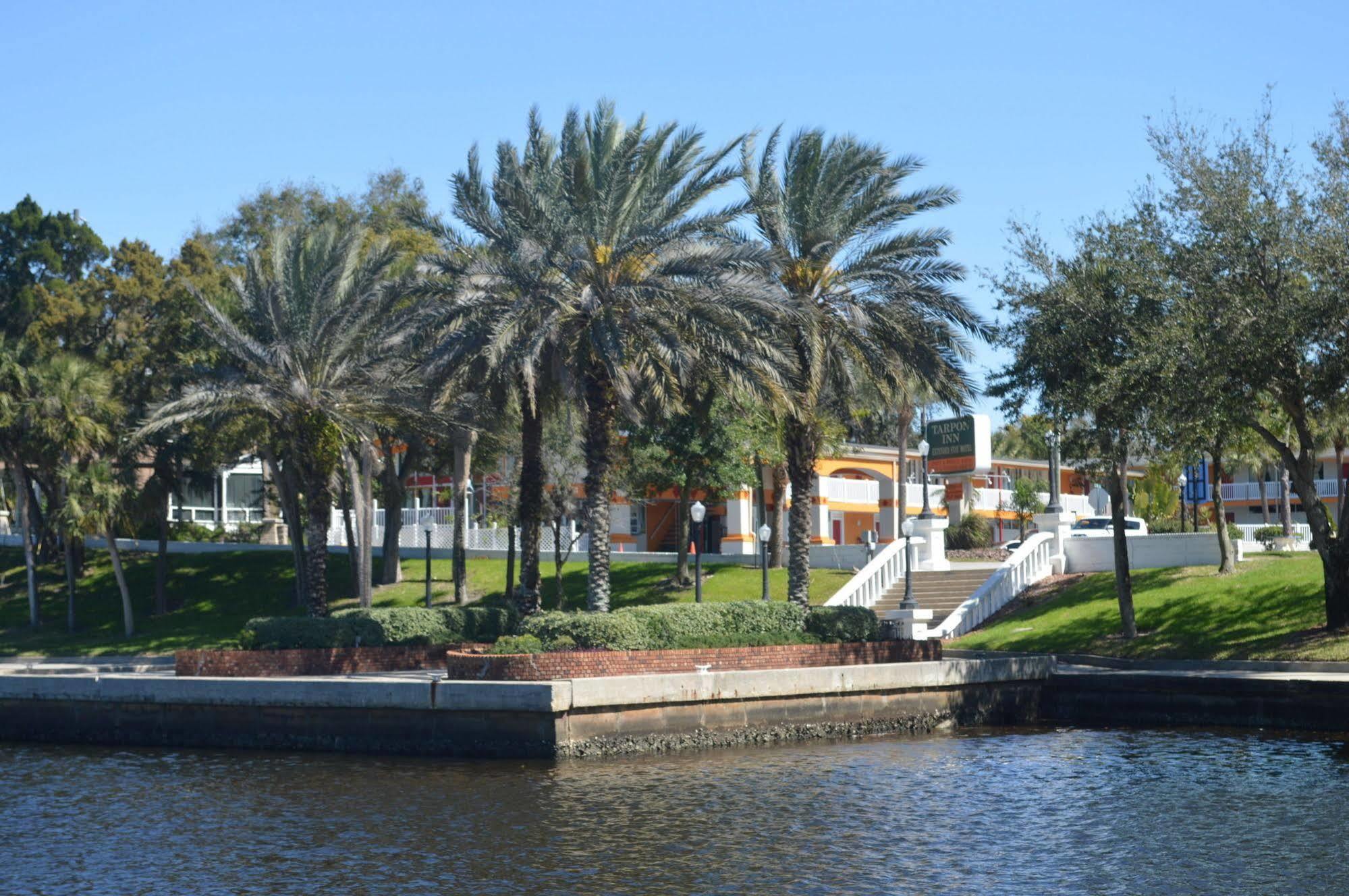 Tarpon Inn Tarpon Springs Exterior photo
